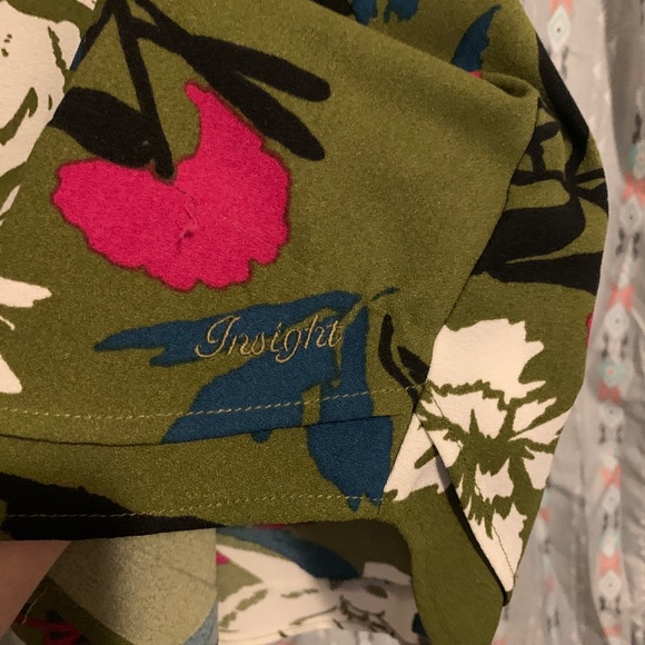 Insight Green Floral Tank - Picture 4 of 8